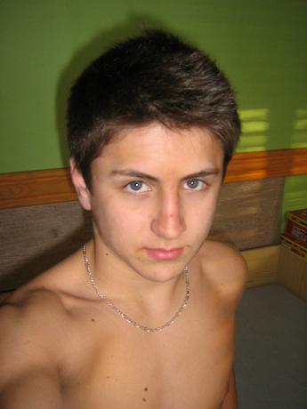 VÍŠA, Robin